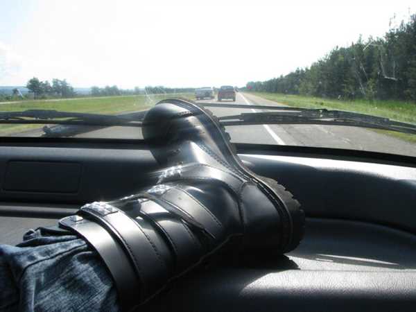 Exhaust restrictions that reduce engine output Exhaust restrictions that reduce engine output